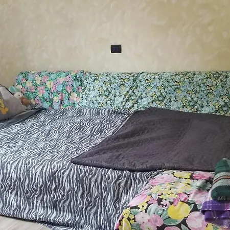 La Ex Di Nicholas Apartment